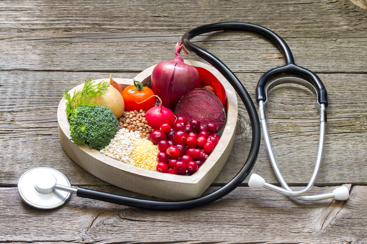 Healthy,Food,In,Heart,And,Cholesterol,Diet,Concept,On,Vintage